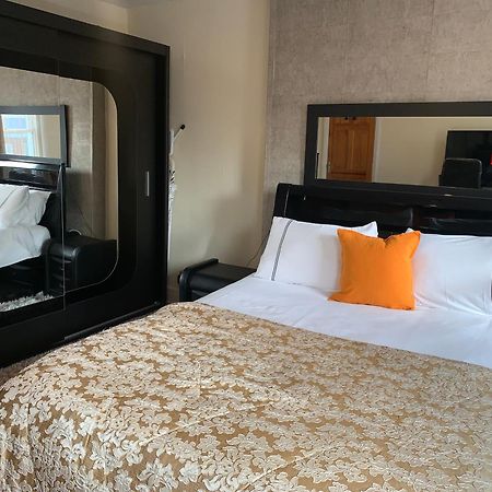 Superbly Furnished Apartment In Central Londen Buitenkant foto